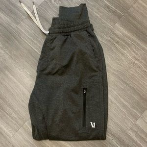 Men’s Vuori Dark Gray Sunday Joggers, Large